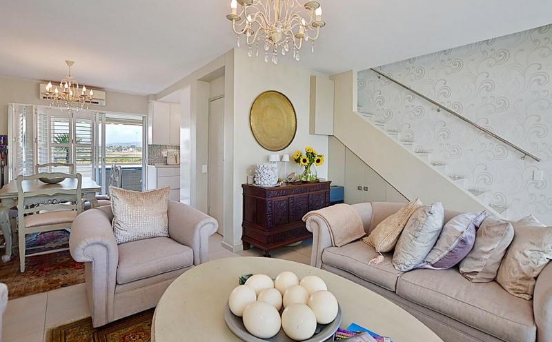 1 Bedroom Property for Sale in Bloubergstrand Western Cape